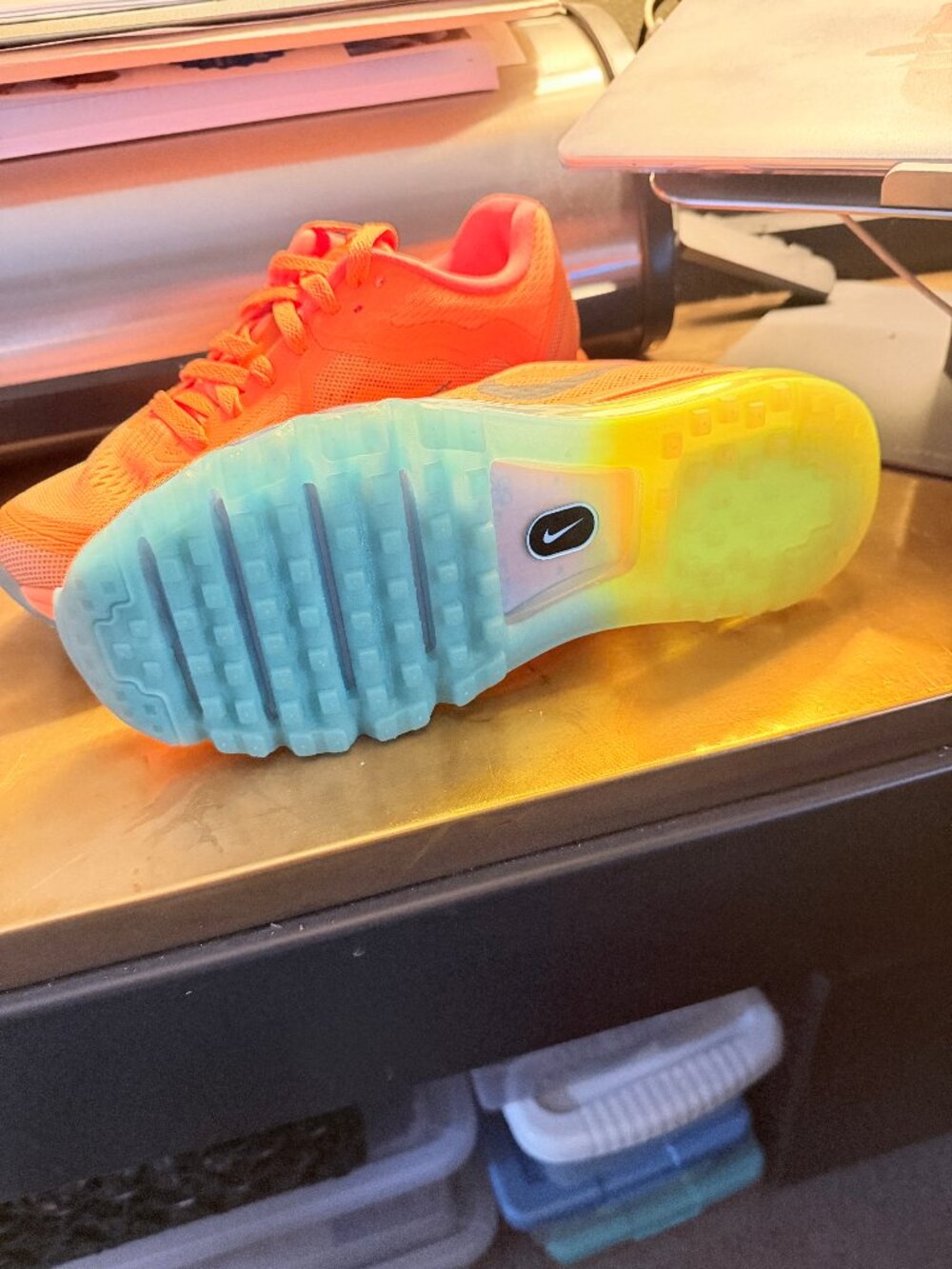 Nike Air Max 2014 Atomic Orange Volt Light Blue Ombre Womens Sz 8 [621078-804] - Picture 5 of 8